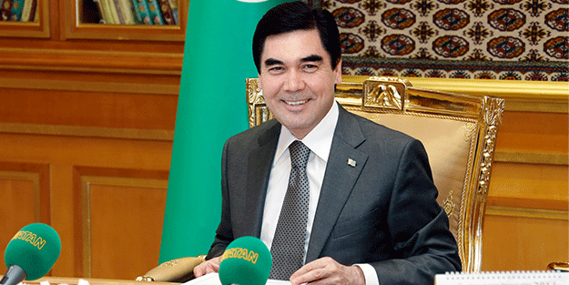 Türkmenistan devlet başkanı anayasayı değiştirmeyi önerdi!