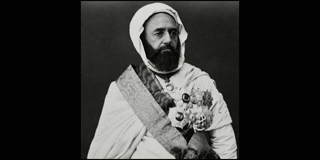 Ülkeyi karıştıran kanalın yayını durduruldu: Fransa'ya karşı mücadele eden Emir Abdulkadir'e hakarete büyük tepki!