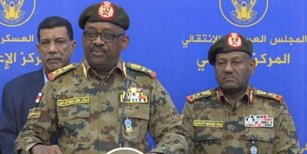 Ülkeyi sarsan gelişme! Savunma Bakanı hayatını kaybetti