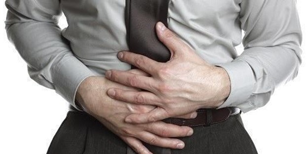 Ülseratif kolit ve Crohn hastalığı nedir kimlerle görülür belirtileri neler?