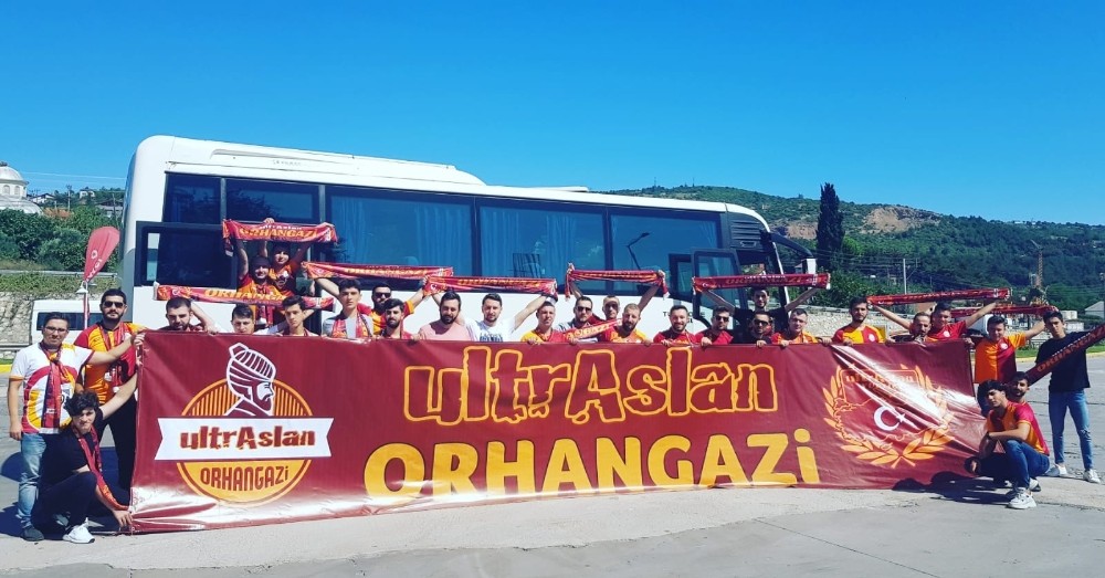 UltrAslan Orhangazi, takımlarını Ankara’da yalnız bırakmadı 