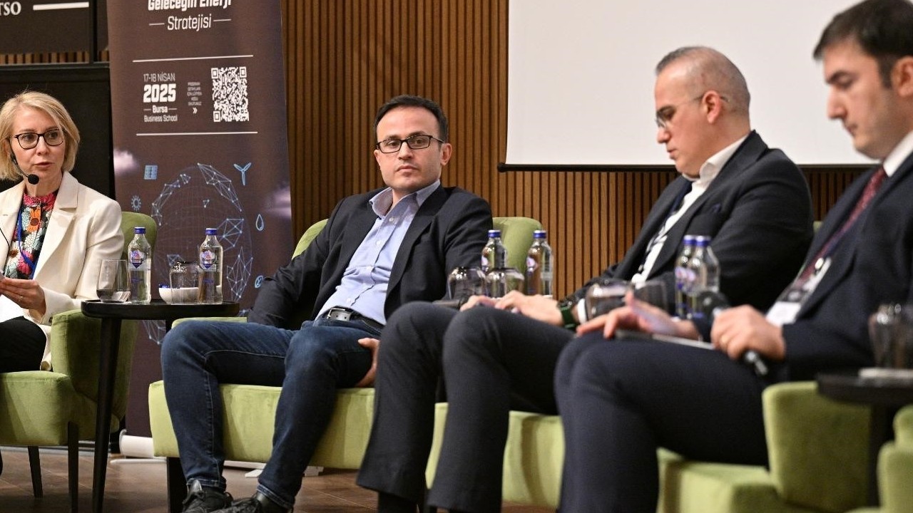 Uludağ Enerji Zirvesi'nde sektörün geleceği masaya yatırıldı