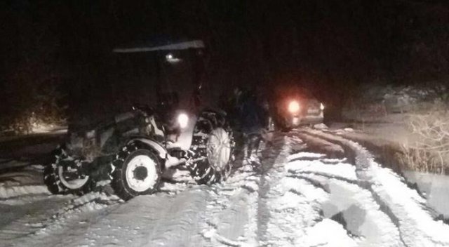 Uludağ'da 30 araç mahsur kaldı