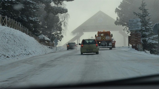 Uludağ'da hava sıcaklığı -12 dereceye düştü