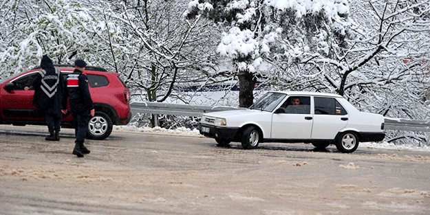 Uludağ’da kar 1 metreye ulaştı