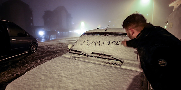 Uludağ'da kar yağışı başladı!