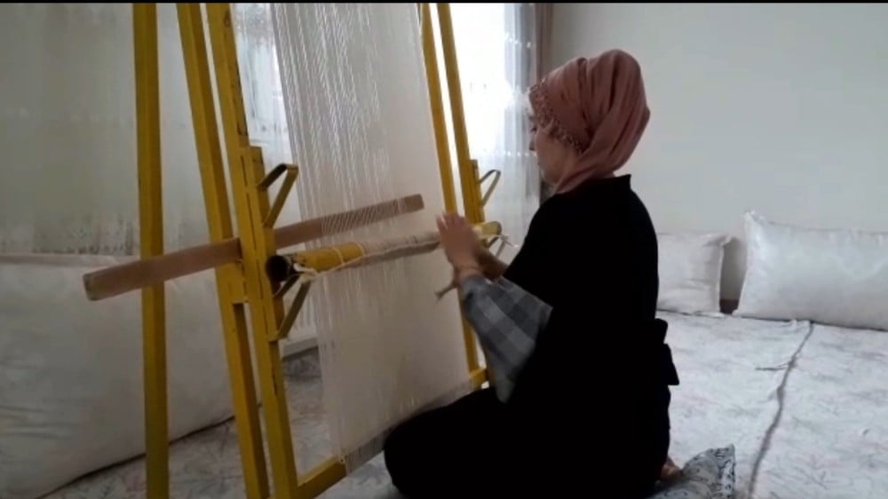 Uludere’de kadınlar evde kalarak üretmeye devam ediyor 