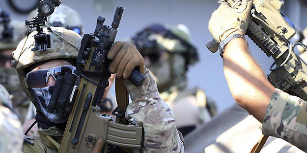 Uluslararası ajanslar görüntüleri paylaştı! Türkiye'ye karşı eşeklerle harekete geçtiler