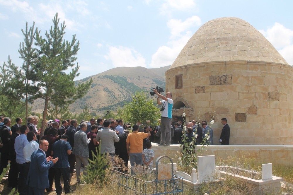 Uluslararası Bayburt Dede Korkut Kültür ve Sanat Şölenleri başladı 