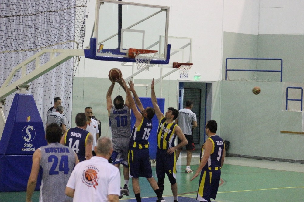 Uluslararası Marmaris Veteran Basketbol Turnuvası başladı 