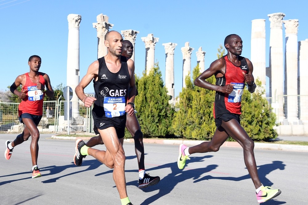 Uluslararası Mersin Maratonu korona virüs nedeniyle ertelendi 