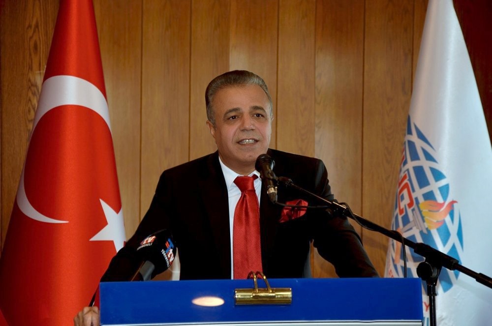 Uluslararası Üniversiteler Konseyi Kurucu Başkanı Azizoğlu: 