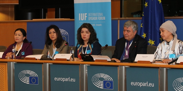 Uluslararası Uygur Forumu'ndan sonuç bildirisi! BM'ye ve İslam İşbirliği Teşkilatı'na "Doğu Türkistan" çağrısı!