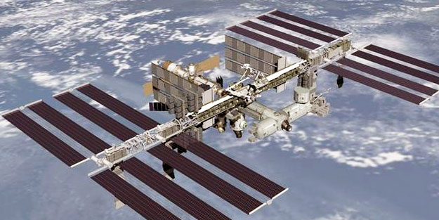 Uluslararası Uzay İstasyonu'nda hava kaçağı tespit edildi