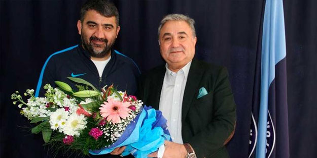 Ümit Özat Adana Demirspor'la anlaştı