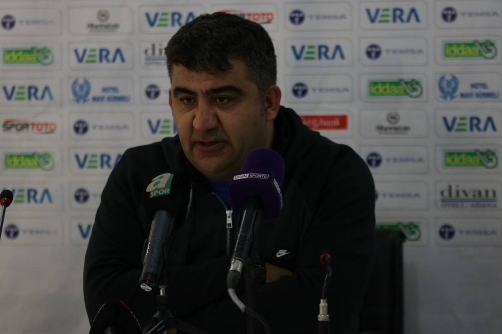 Ümit Özat: 
