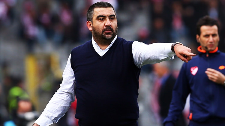 Ümit Özat'tan iki bomba birden!