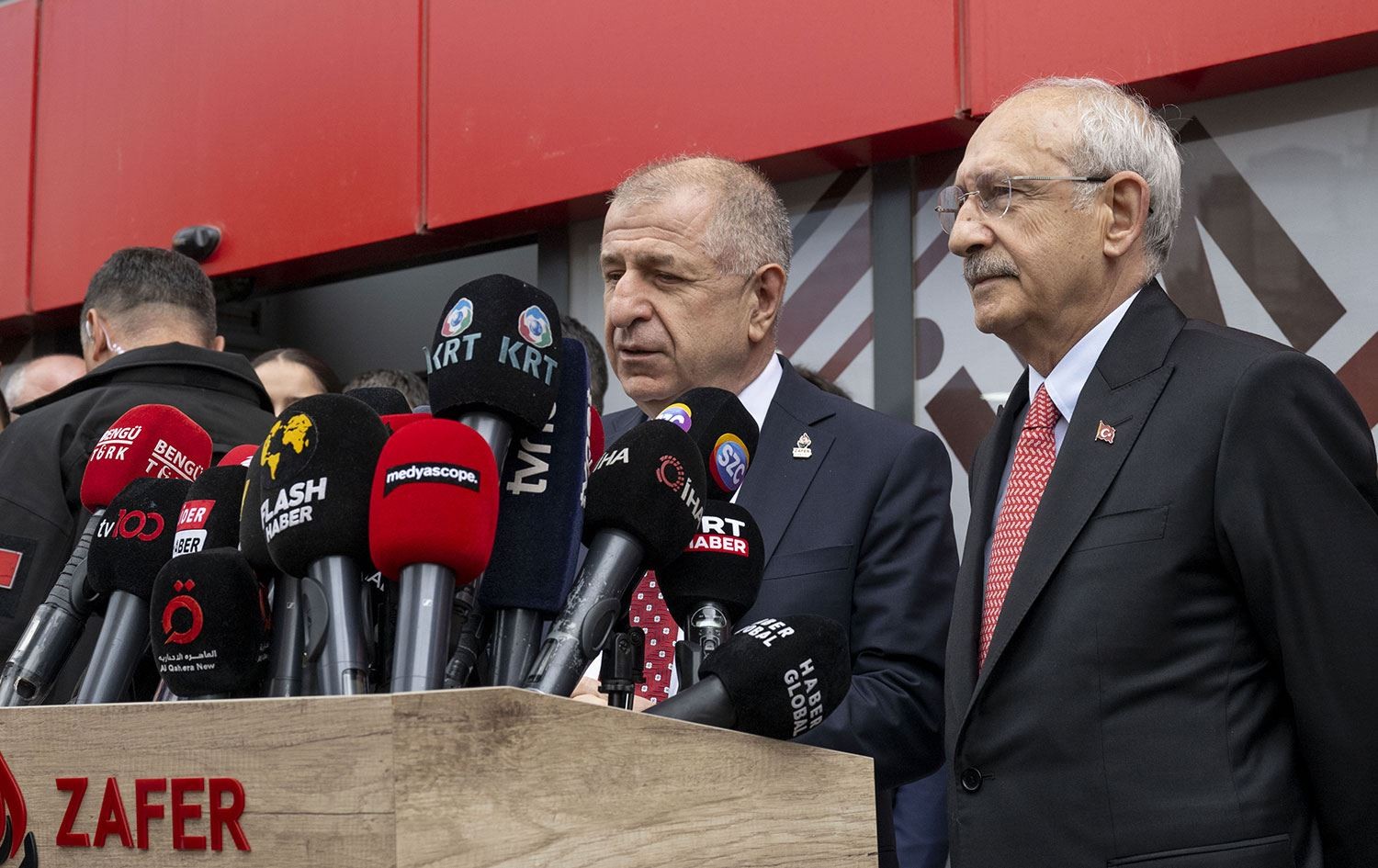 Ümit Özdağ, Kılıçdaroğlu'nun sözüne güvenmemekte haklıymış! Çıt çıkarmadı