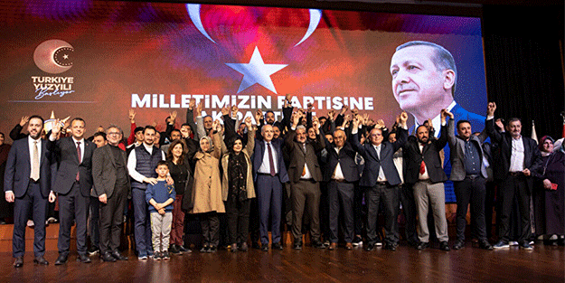 Ümit Özdağ'a AK Parti şoku! Topluca istifa ettiler