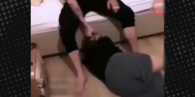 Ümitcan Uygun'un arkadaşı canlı yayında genç kızı feci şekilde darp etti