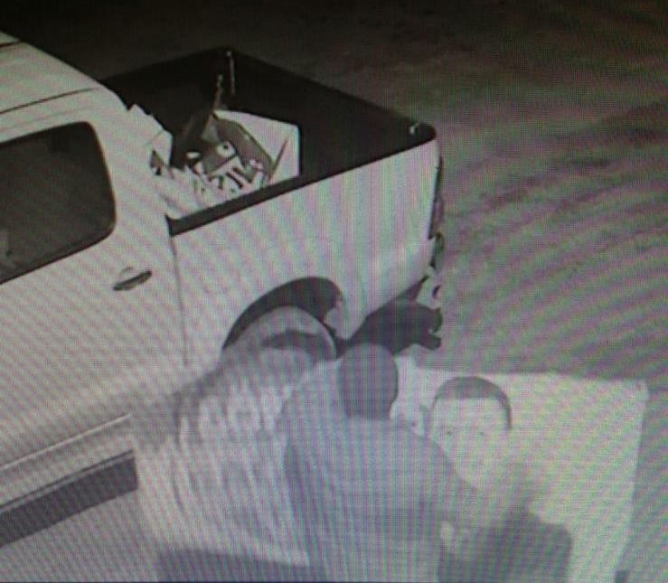 Ümmet Akın; Direklerden söktürebilirler ama gönüllerden asla