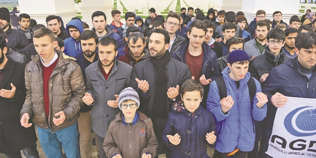 Ümmetin evlatları dedelerinin izinde
