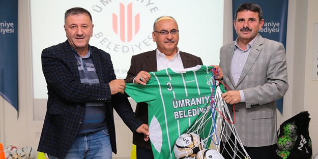 Ümraniye Belediyesi'nden geleceğin sporcularına tam destek