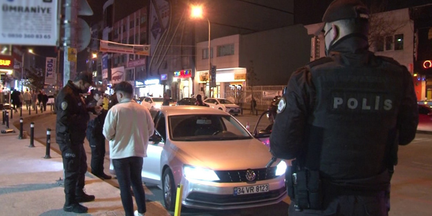 Ümraniye polisinden 'huzur' uygulaması: Aranan bir kadın kafede yakalandı