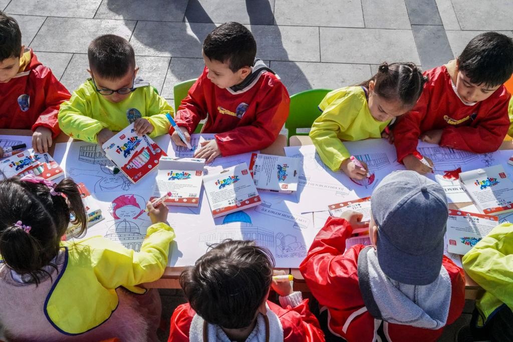 Ümraniyeli öğrencilerden Filistin'e anlamlı destek