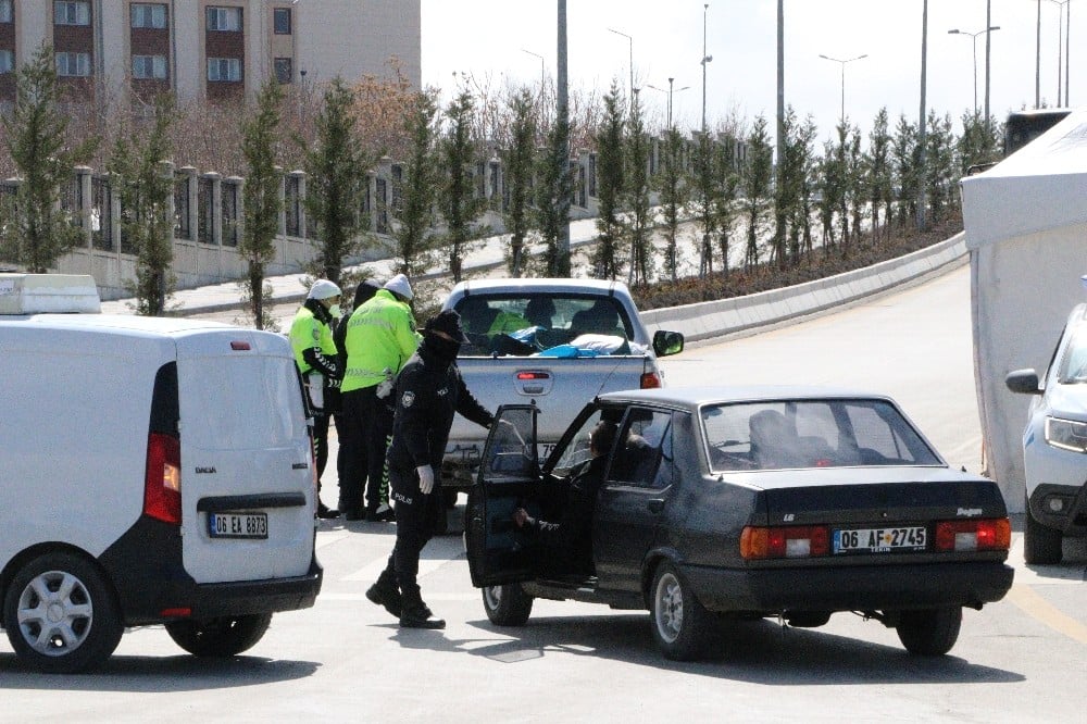 Umreden dönenlerin başkentteki karantina süreci devam ediyor 