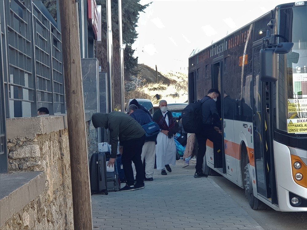 Umreden gelen vatandaşlar izole edildi 