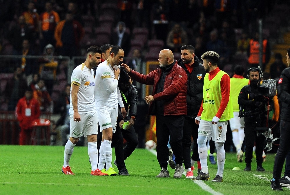 Umut Bulut sezonu kapattı 