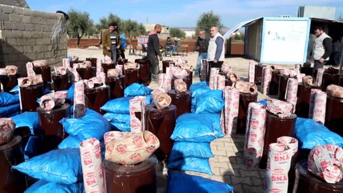 Umut Ol’dan 500 aileye soba ve kömür yardımı