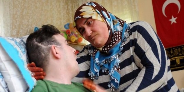 Umut'un koruyucu annesinden kötü haber!