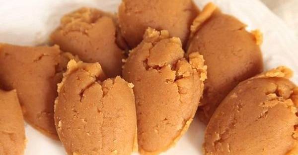 Un helvası nasıl yapılır? Kandil için un helvası tarifi