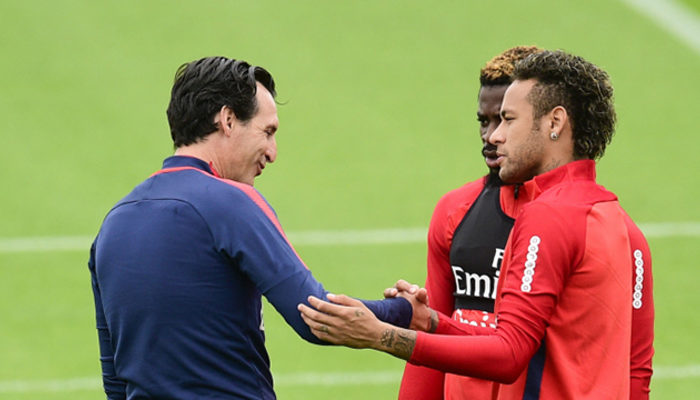 Unai Emery, sezon sonunda PSG'den ayrılacağını açıkladı