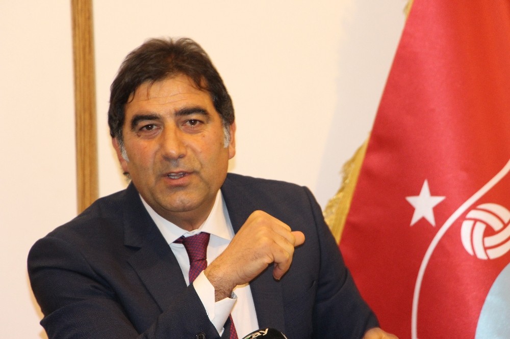 Ünal Karaman: Bulunduğumuz yeri Cumhuriyet Bayramı olarak ilan edebiliriz