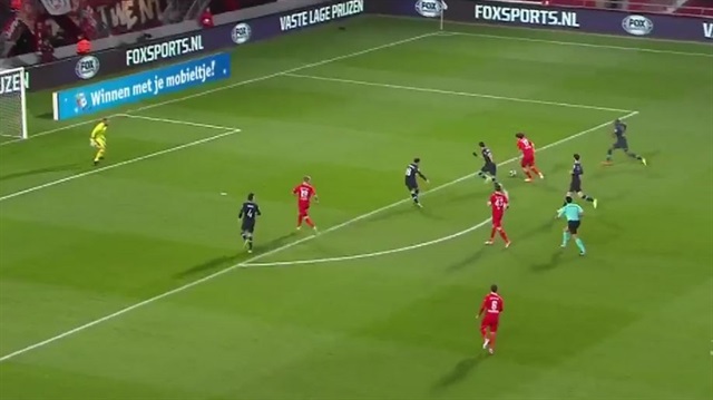 Ünal PSV'yi boş geçmedi