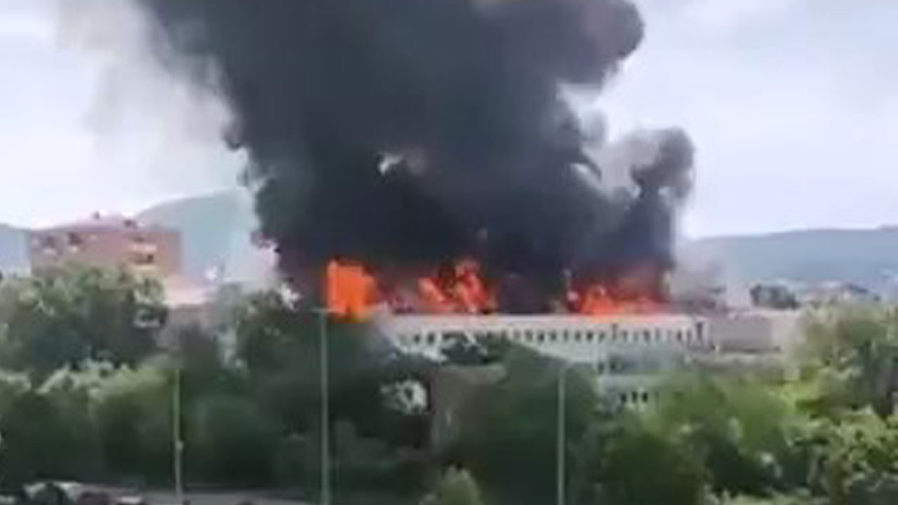 Üniversite alevlere teslim oldu! Sınavlar ertelendi