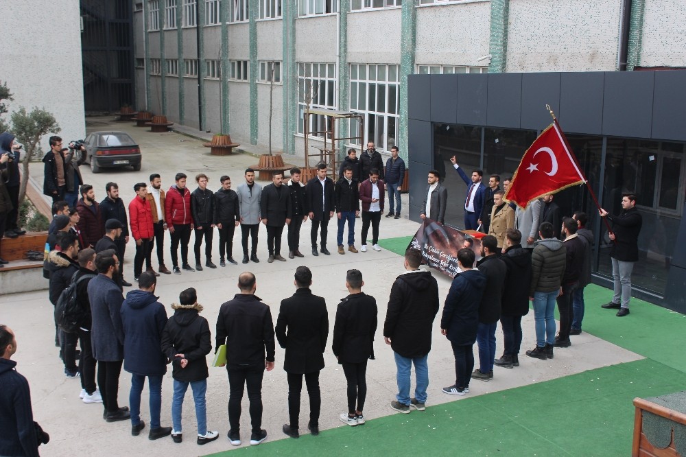Üniversite bahçesinde Şehit Fırat Yılmaz Çakıroğlu anıldı 