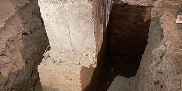 Üniversite binasının kolununu inceleyen rektör isyan etti! 'Allah'ım müteahhidi sana havale ediyorum'