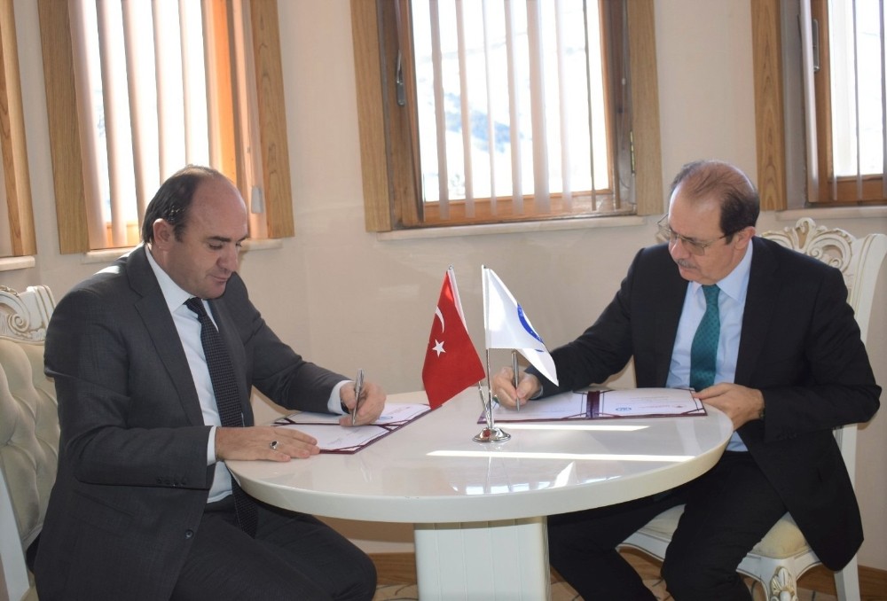 Üniversite ile Orman Müdürlüğü arasında işbirliği protokolü imzalandı 