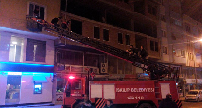 Üniversite öğrencileri ölümden döndü