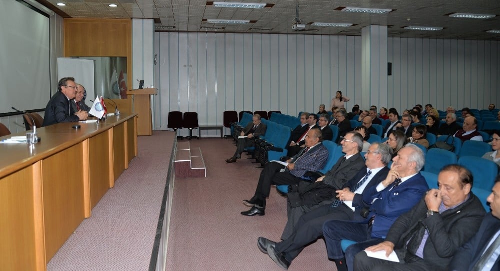 Üniversite-sanayi iş birliğini artıracak fikirler paylaşıldı 