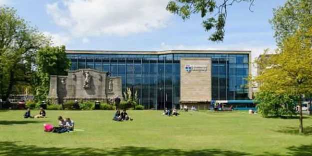 Üniversitede koronavirüs alarmı