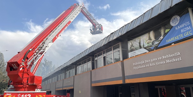 Üniversitede yangın! Vali'den açıklama