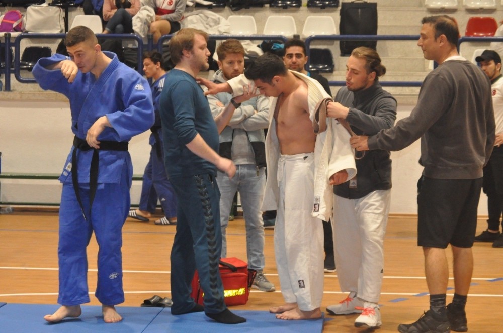 Üniversiteler arası Judo Şampiyonası başladı 