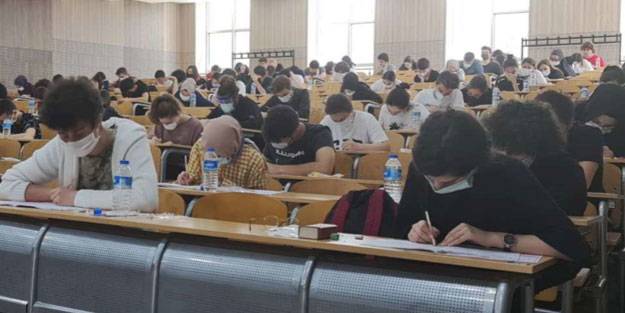 Üniversiteler kapanacak mı? Üniversiteler online eğitime mi geçecek?