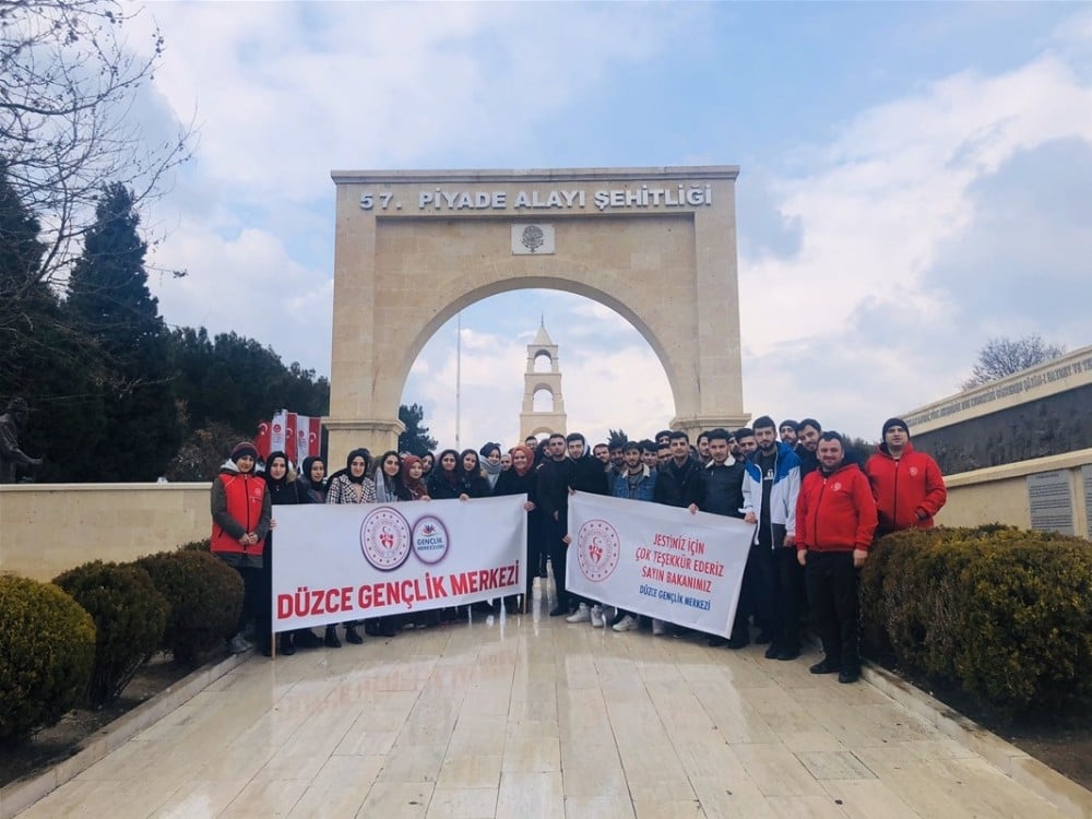 Üniversiteli Geçler Çanakkale’de 