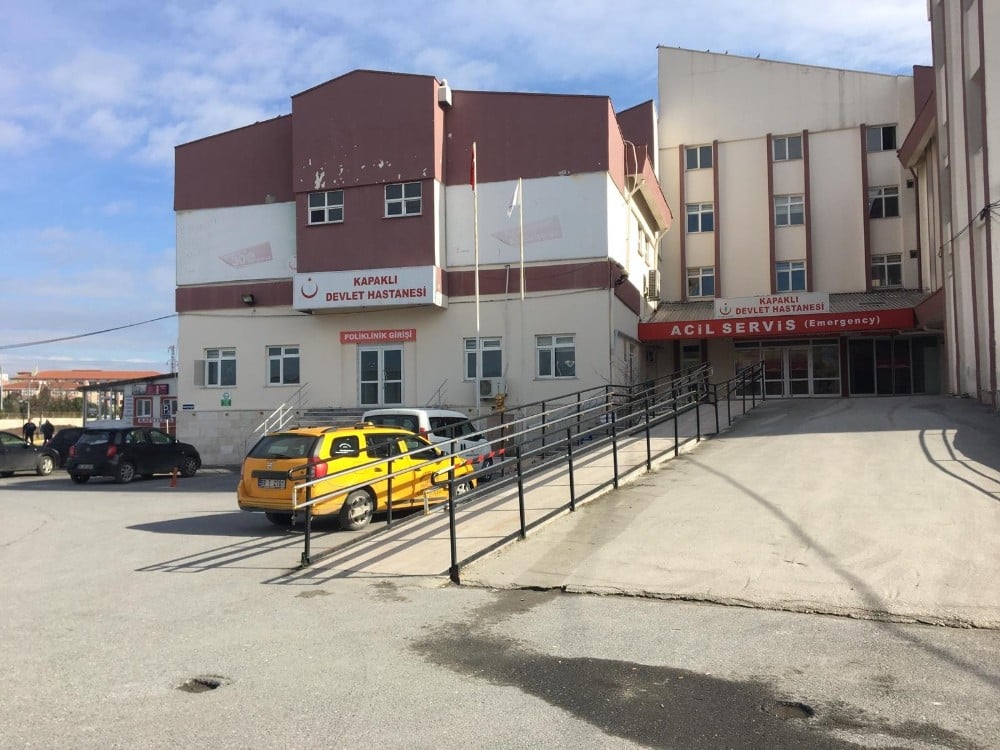 Üniversiteli genç anne, hastane tuvaletinde doğurup kaçtı 
